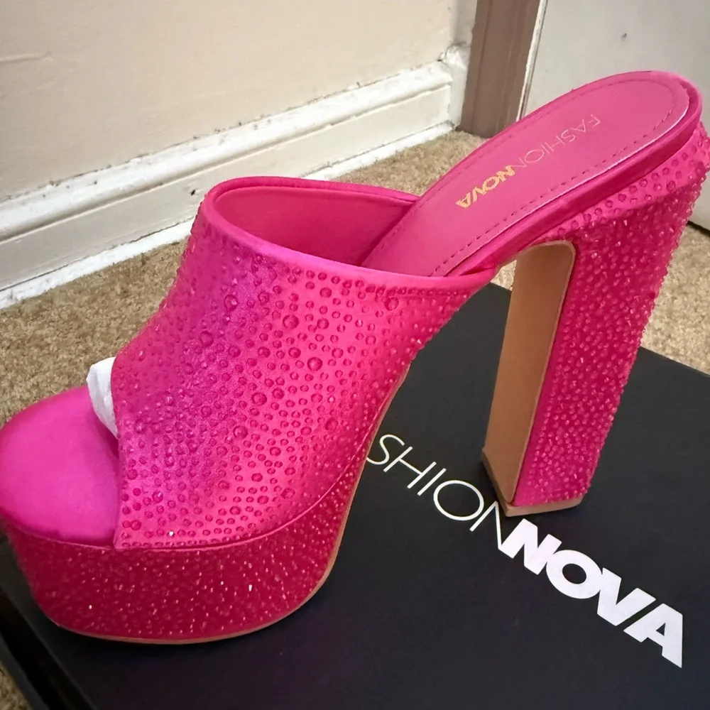 Fashion Nova Fuchsia Rhinestone Heels - Picture 1 of 6